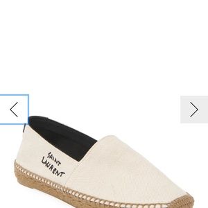 Light signs of use. Saint Laurent espadrilles.